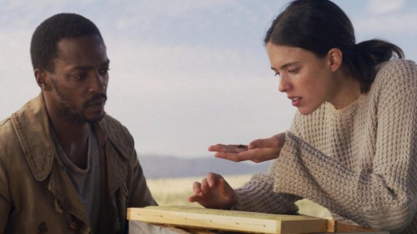 Movie Review: ‘IO’ is a jumbled, spoon-feeding mess of a film