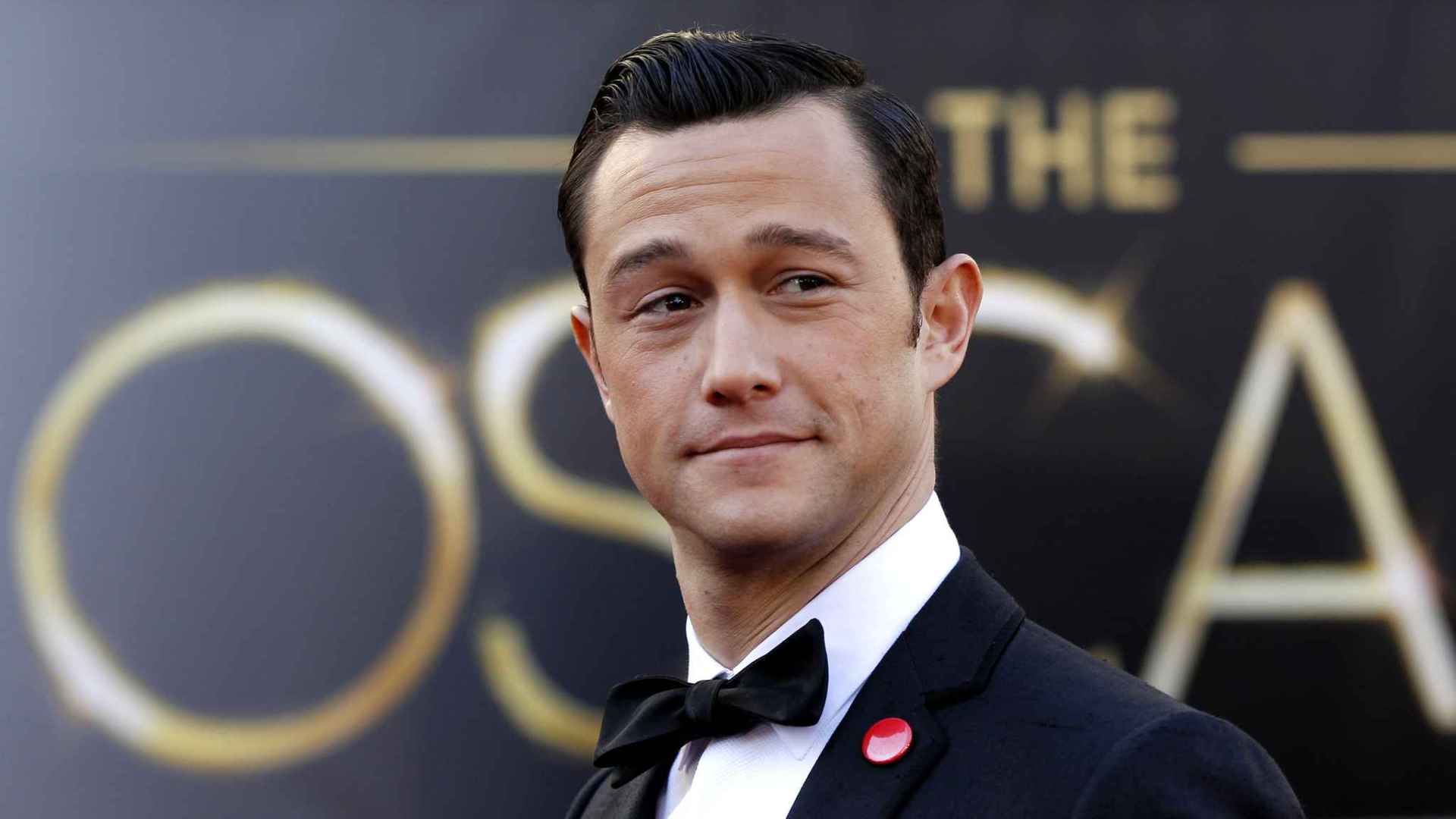 Movie News: Joseph Gordon-Levitt may be Doctor Strange