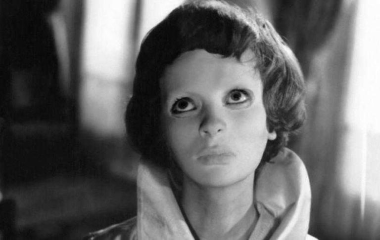 Featured: Eyes Without A Face – My Classic Horror Review
