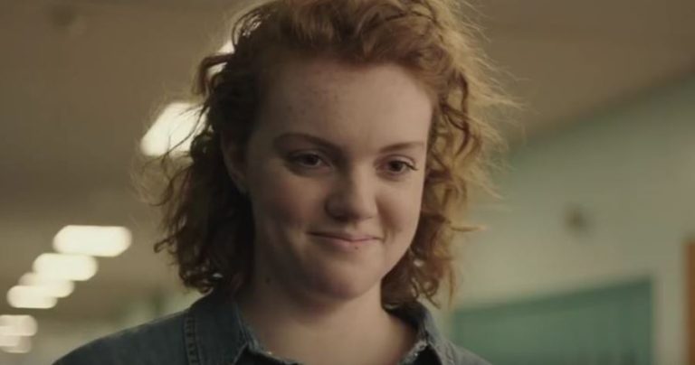 Movie Review: ‘Sierra Burgess Is a Loser’ is an average Netflix rom-com