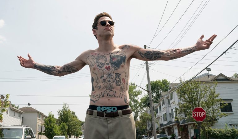 Movie Review: ‘The King of Staten Island’ doesn’t quite put everything together