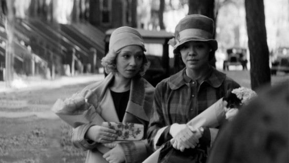 Movie Review (Sundance): ‘Passing’ is a Impressive Directorial Debut by Rebecca Hall