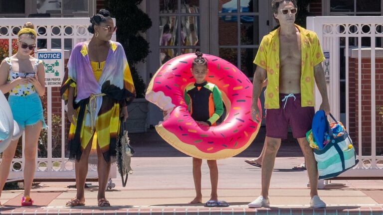 Movie Review: ‘Cheaper by the Dozen (2022)’ Is An Overstuffed and Poorly Conceived Re-Remake
