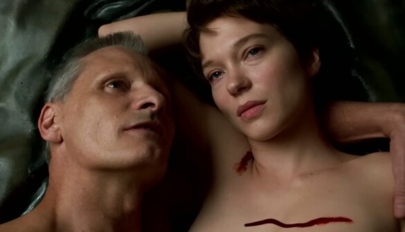 Movie Review: ‘Crimes of the Future’ has David Cronenberg Blending the Old with the New in Tittilating Fashion