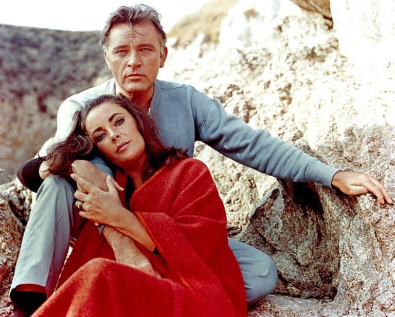 Larger than Life Elizabeth Taylor and Richard Burton Pictures