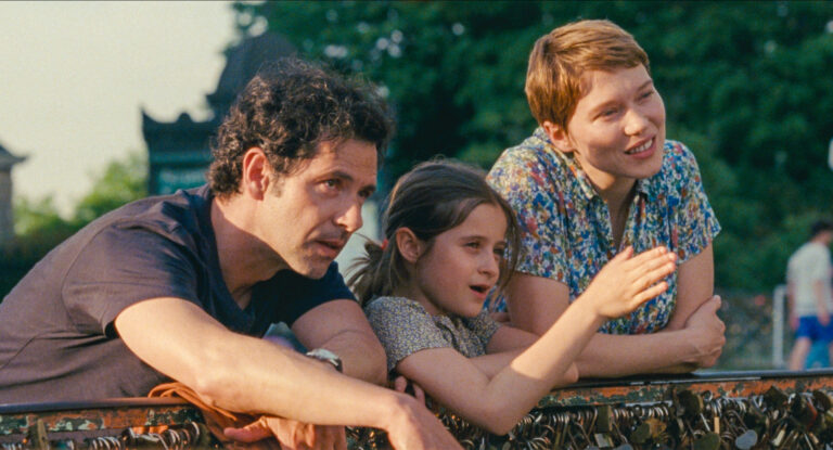 Movie Review (TIFF 2022): ‘One Fine Morning’ Delicately Drifts Amidst Love and Loss