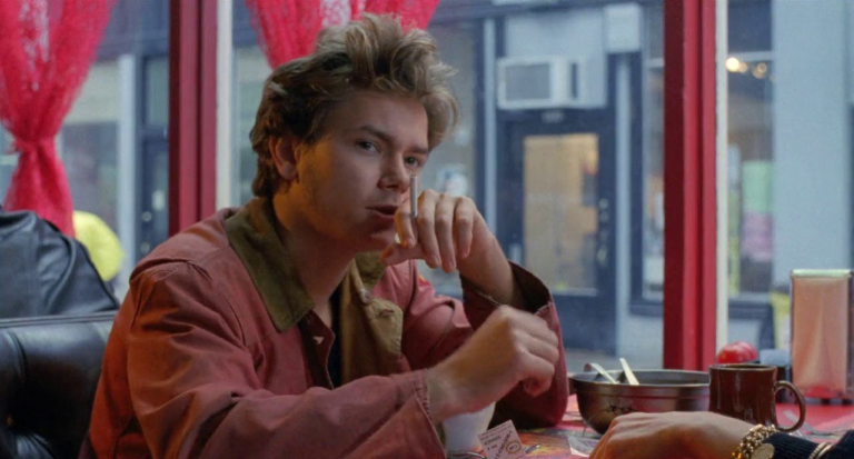 Op-Ed: Male Vulnerability On Screen Through the Performances of River Phoenix and Harris Dickinson