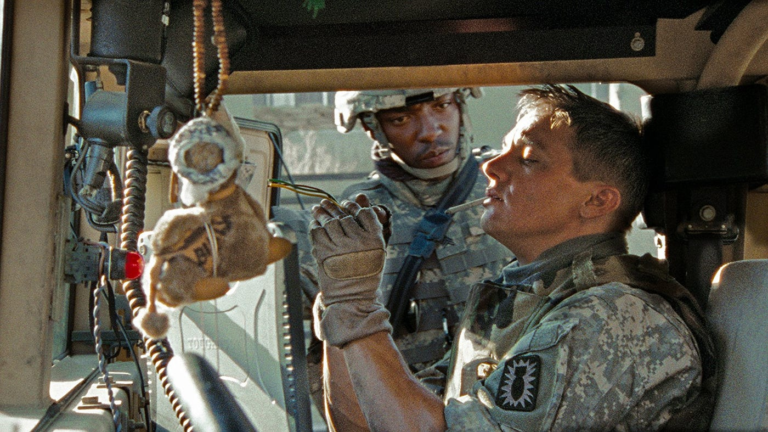 Classic Movie Review: ‘The Hurt Locker’ is Still Tense and Emotional