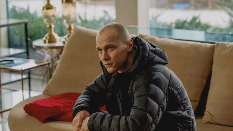 Chasing The Gold: A New Contender Emerges in Best Supporting Actor, Questions Remain