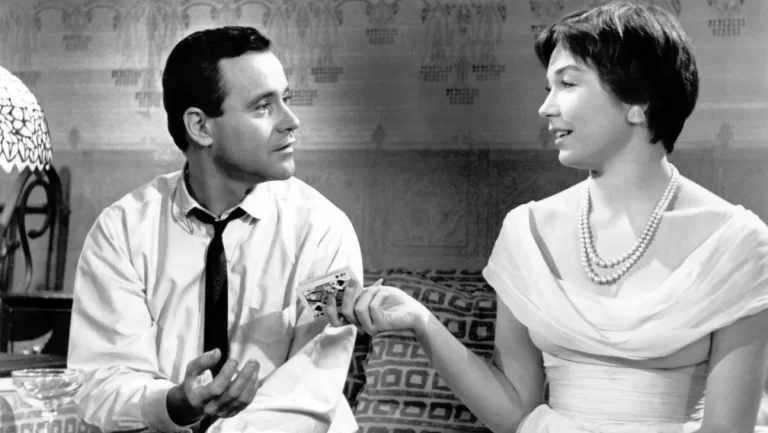Episode 625: James Bond / The Apartment