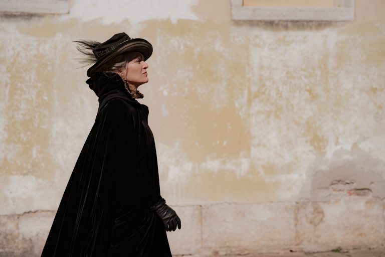 Movie Review (NYFF 2025): Pietro Marcello’s ‘Duse’ is a Flawed Portrait of a Theatrical Icon