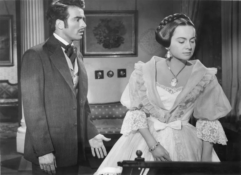 Women InSession: Olivia de Havilland & The Heiress