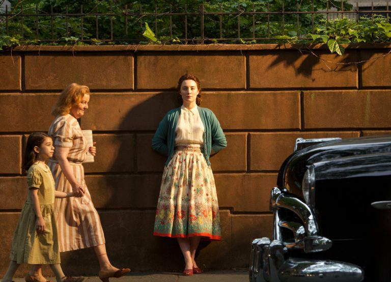 Classic Film Review: ‘Brooklyn’ is a Complex Look At The Choices We Make