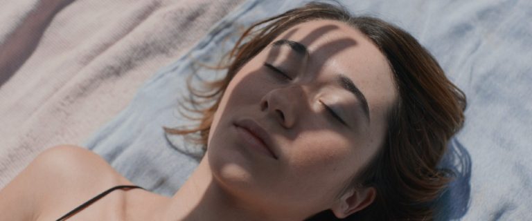 Interview: Lucía Aleñar Iglesias on Holding on and Letting Go in ‘Forastera’